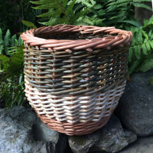 Round pot basket<br />SOLD